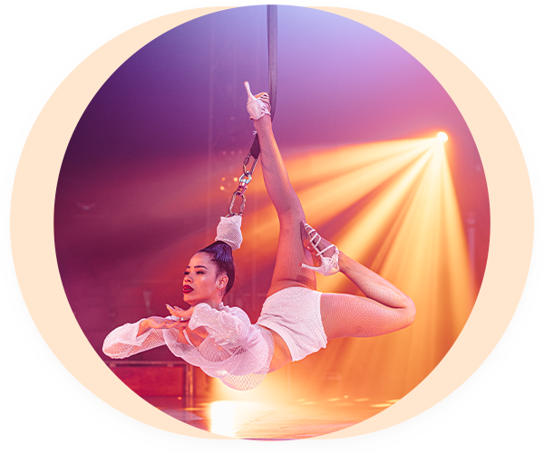 Performers-circle-rachel